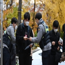 Hàn Quốc hoãn 79 chuyến bay tránh gây ồn kỳ thi đại học